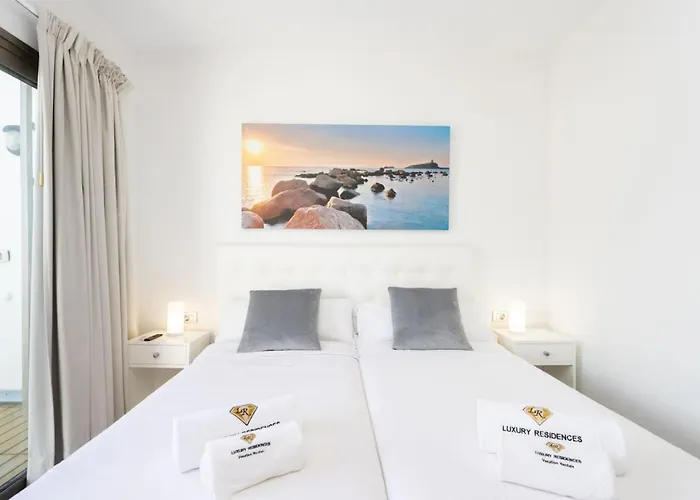 Luxury Penthouse With Sea Views And Terrace La Caleta Appartamento