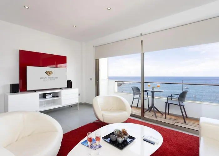 Luxury Penthouse With Sea Views And Terrace La Caleta Appartamento