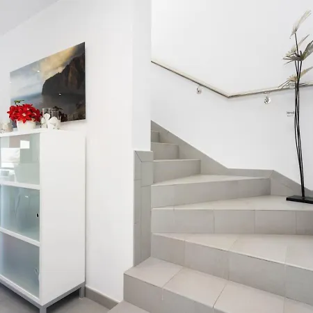 Appartamento Luxury Penthouse With Sea Views And Terrace La Caleta