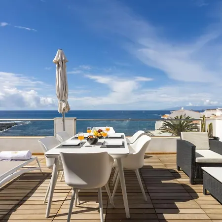 Luxury Penthouse With Sea Views And Terrace La Caleta *