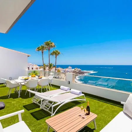 Luxury Penthouse With Sea Views And Terrace La Caleta Appartamento