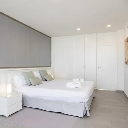 Appartamento Luxury Penthouse With Sea Views And Terrace La Caleta