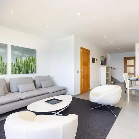 Luxury Penthouse With Sea Views And Terrace La Caleta *
