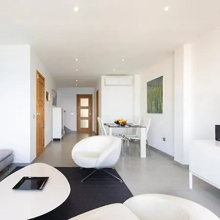 Luxury Penthouse With Sea Views And Terrace La Caleta Appartamento