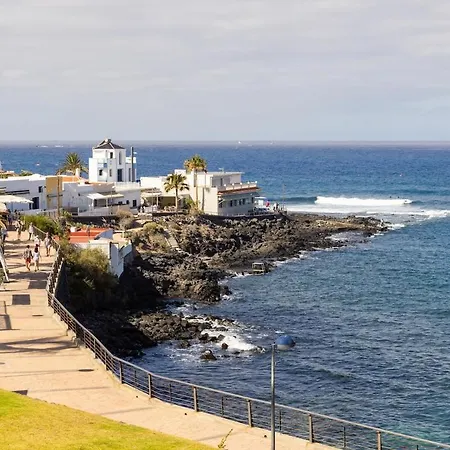 Luxury Penthouse With Sea Views And Terrace La Caleta *