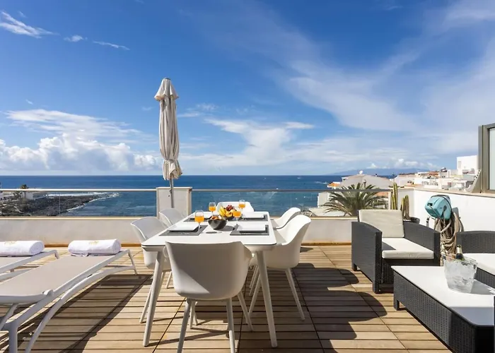 Luxury Penthouse With Sea Views And Terrace La Caleta *